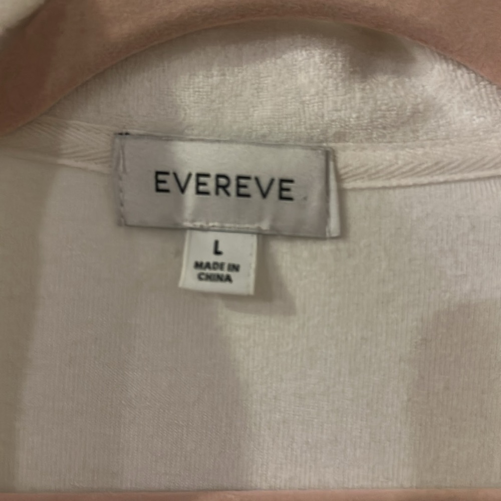 Evereve White Top with Black Accents size L - Picture 3 of 7
